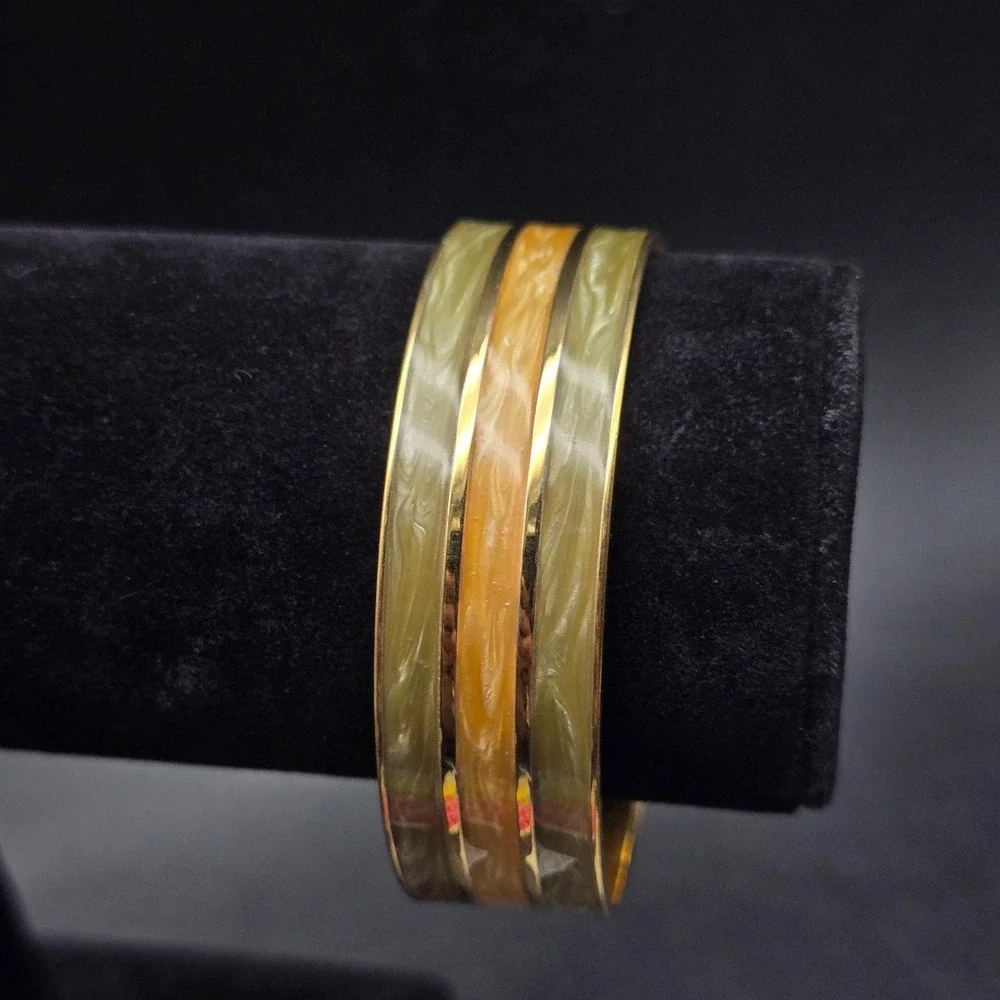 Monet Enamel Bangle Bracelet Coral Gray Beige Gold Tone Vintage